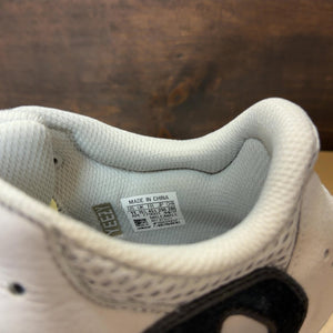 adidas Yeezy Boost 700 Wave Runner Size 11 (Pre-Owned) - aux
