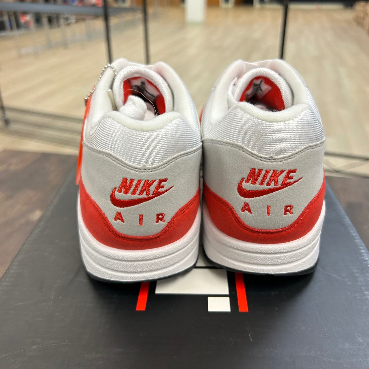 Nike Air Max 1 Anniversary Red (2017/2018 Restock Pair) Size 13 (Pre-Owned) - Image 4