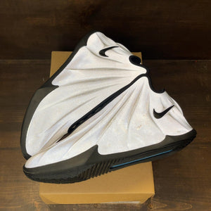 Nike GT Future Metallic Silver Size 13 (Pre-Owned) - Image 2