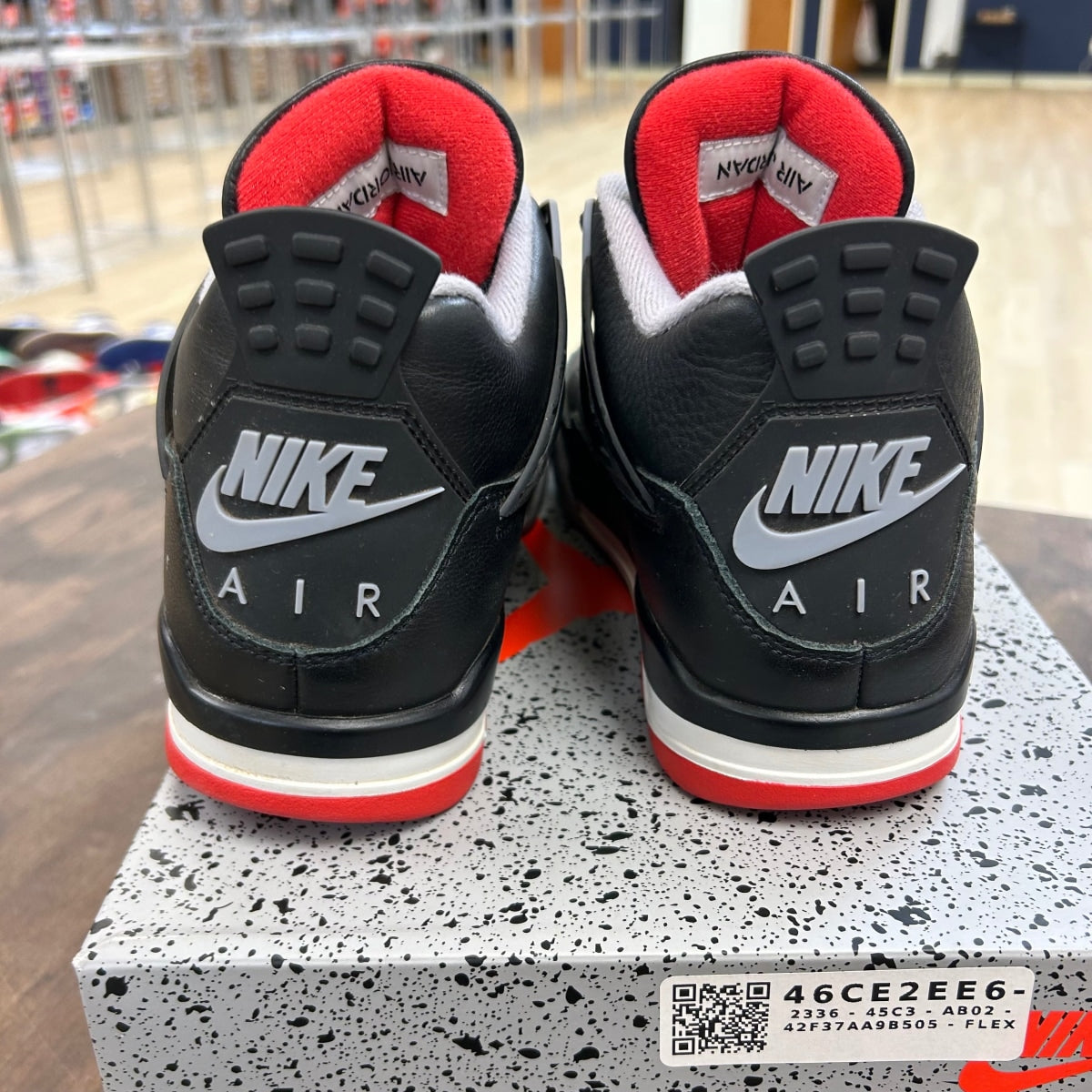 Jordan 4 Retro Bred Reimagined Size 8 (Pre-Owned)