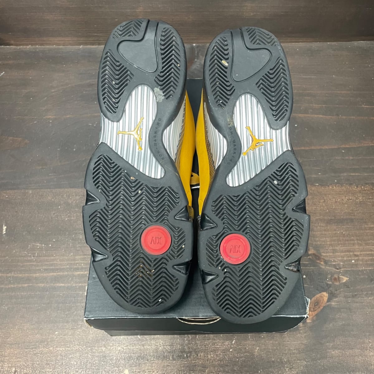 Jordan 14 Retro University Gold (GS) Size 7Y (Pre-Owned) - tag
