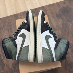 Jordan 1 Retro High Clay Green Size 10 (Pre-Owned) - Image 5