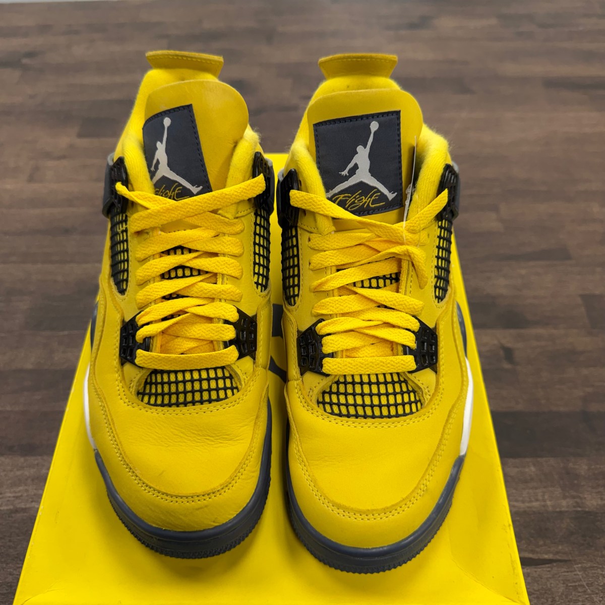 Jordan 4 Retro Lightning (2021) - Image 3