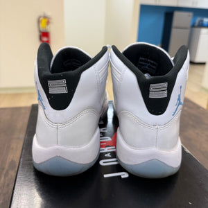 Jordan 11 Retro Legend Blue (2024) (GS) Size 7Y (Pre-Owned) - Image 4