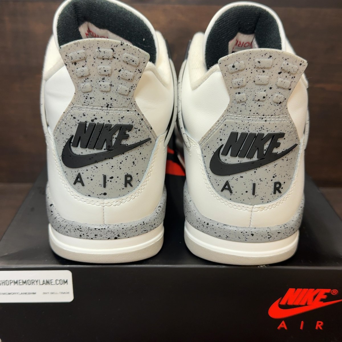 Jordan 4 Retro White Cement (2025) Size 9.5 (Pre-Owned) - aux