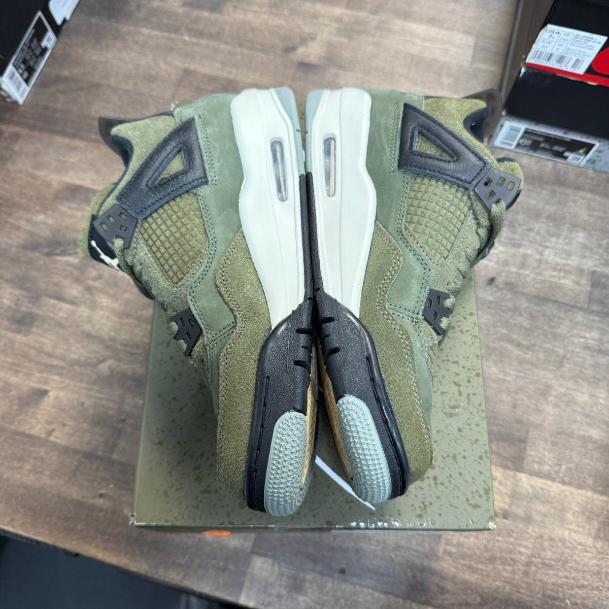 Jordan 4 Retro SE Craft Medium Olive (GS) Size 6.5Y (Pre-Owned) - Image 3