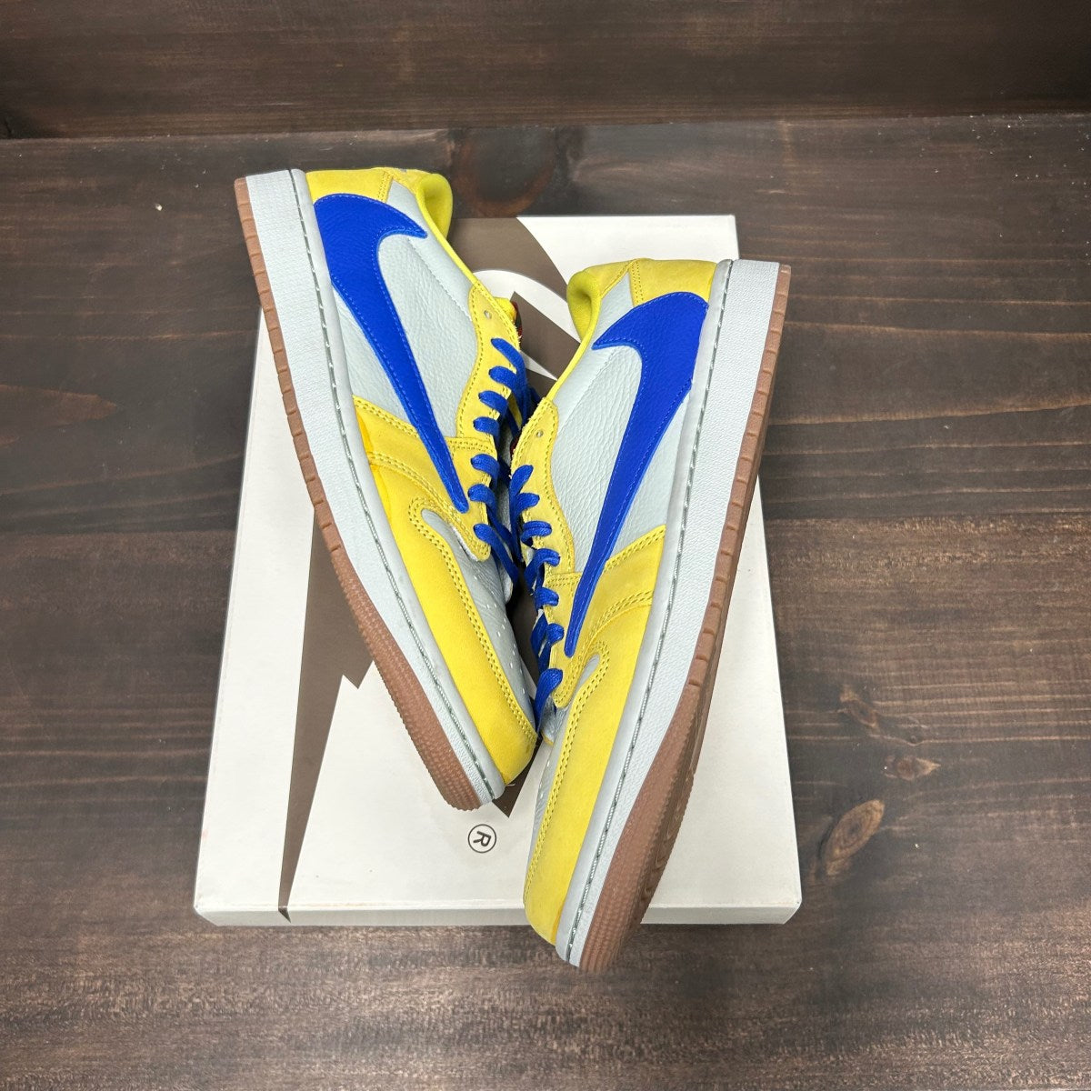 Jordan 1 Retro Low OG SP Travis Scott Canary (Women's) - Image 2