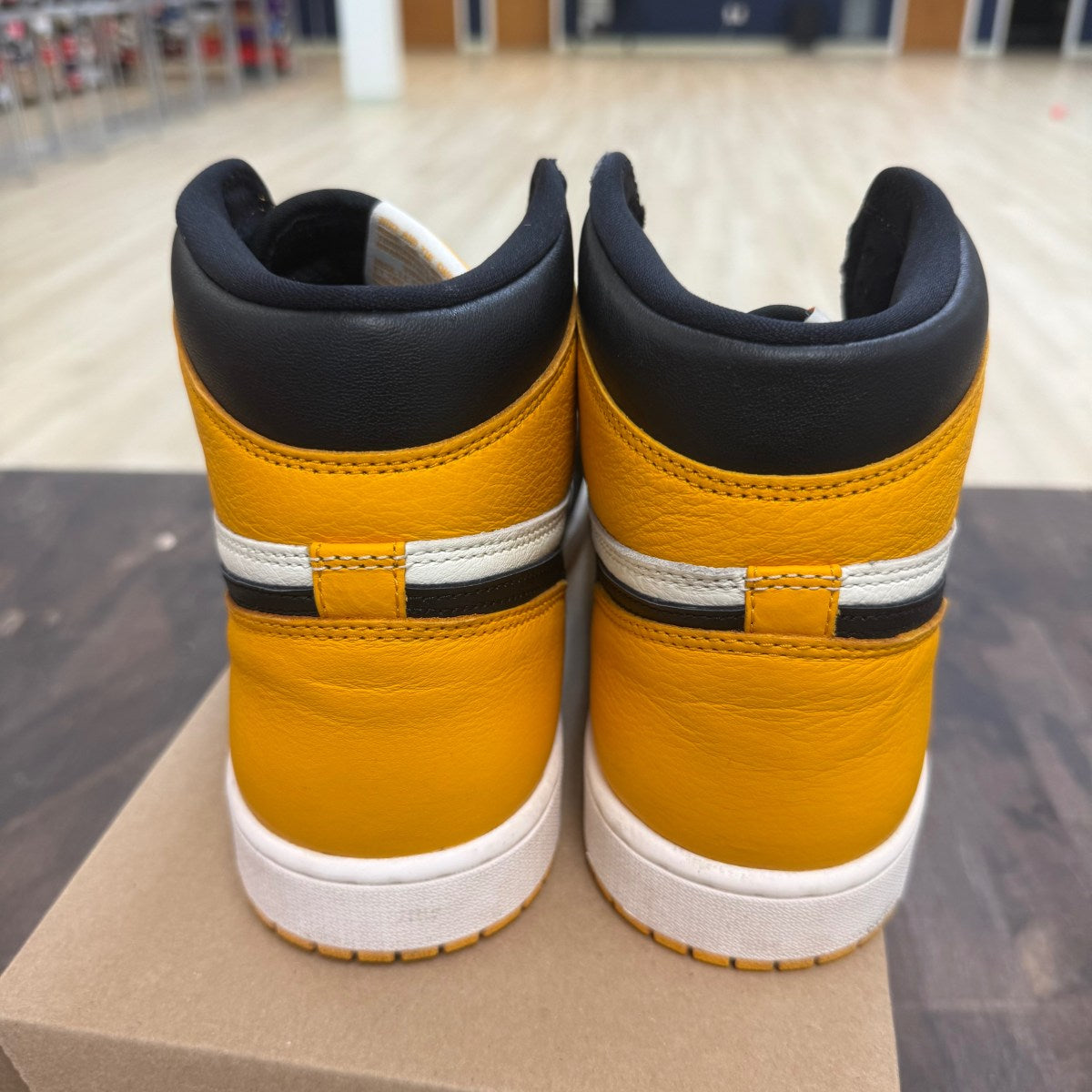 Jordan 1 Retro High OG Taxi Size 12 (Pre-Owned) - Image 5