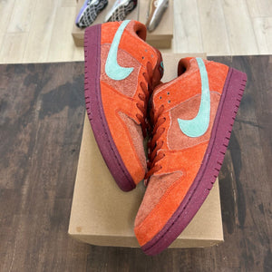 Nike SB Dunk Low Mystic Red Rosewood Size 13 (Pre-Owned) - Image 1