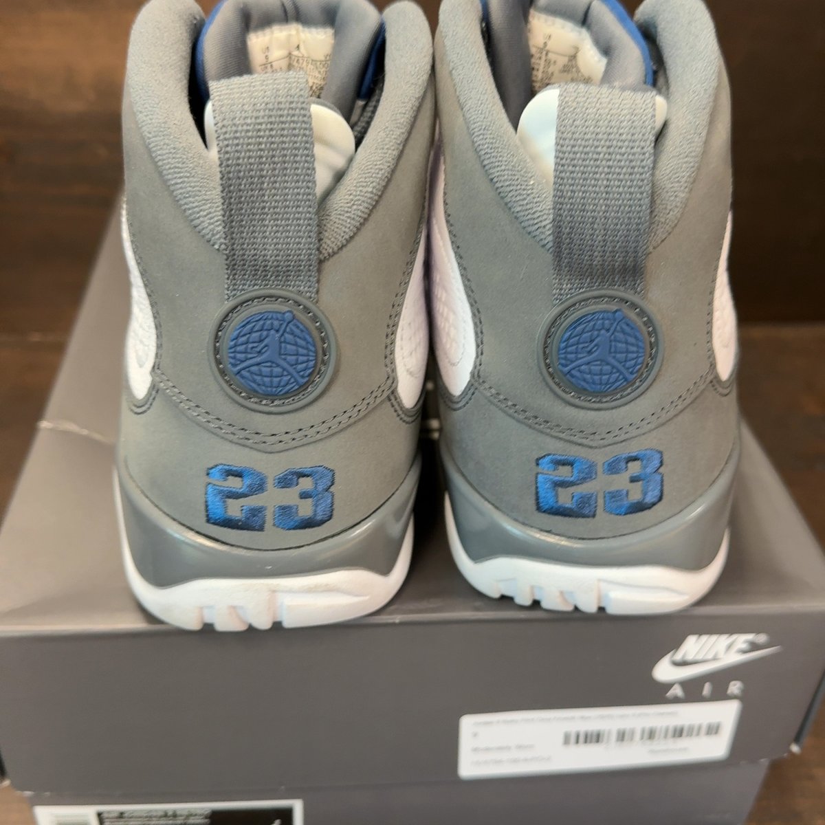 Jordan 9 Retro Flint Grey French Blue (2026) Size 9 (Pre-Owned) - aux
