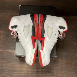 Jordan 5 Retro Fire Red Black Tongue (2025) (GS) Size 7Y (Pre-Owned) - aux