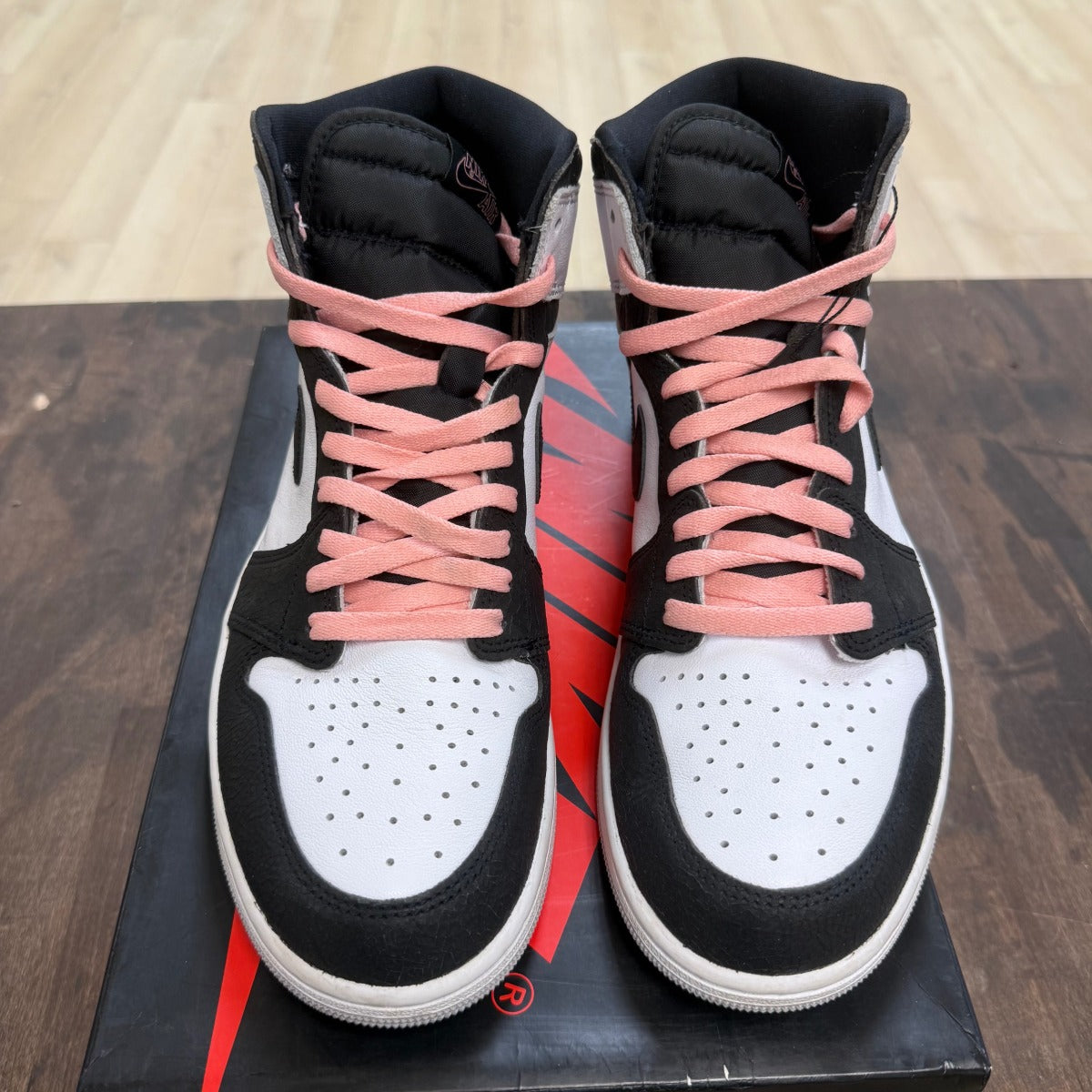 Jordan 1 Retro High OG Bleached Coral - Image 2