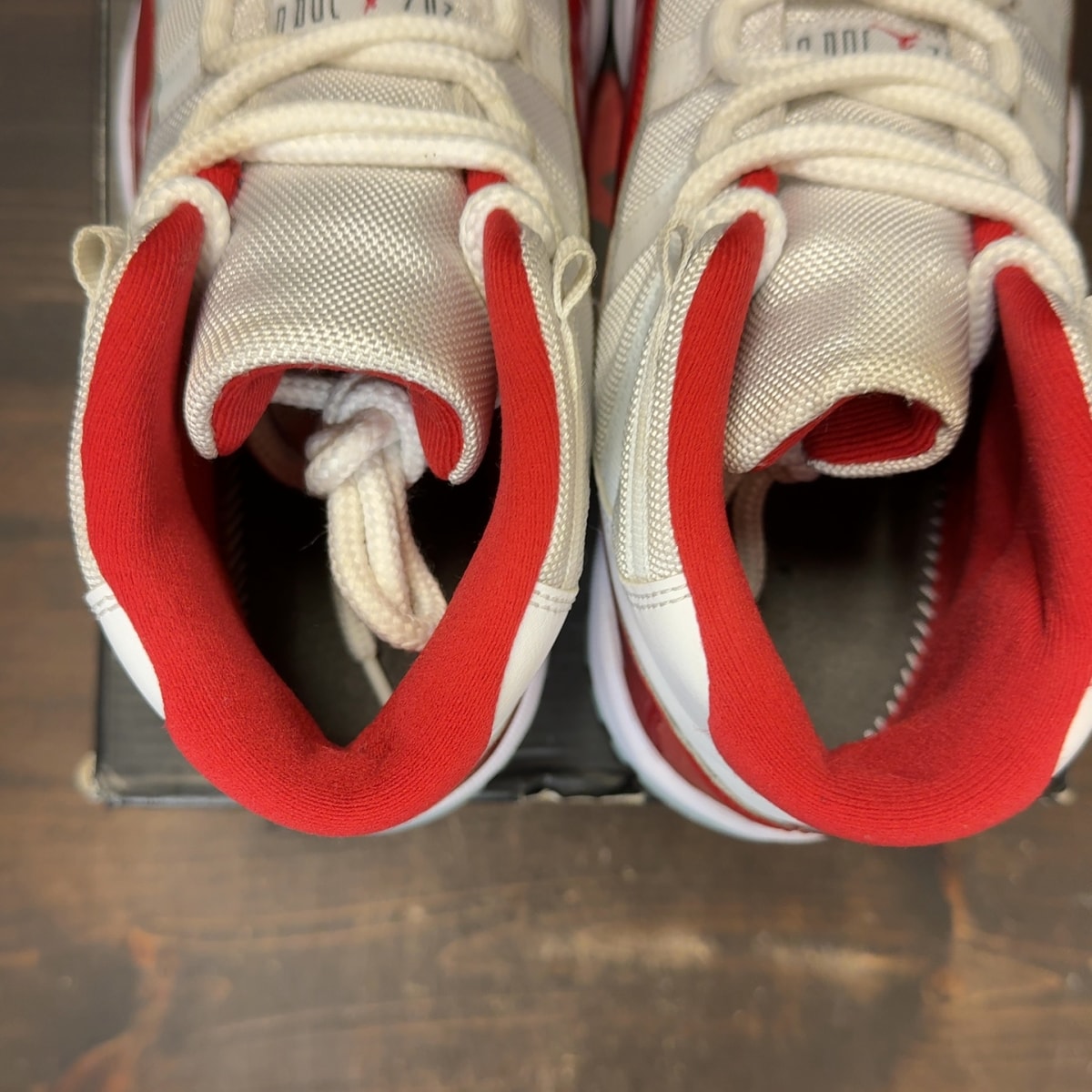Jordan 11 Retro Cherry (2022) Size 9 (Pre-Owned) - Image 6