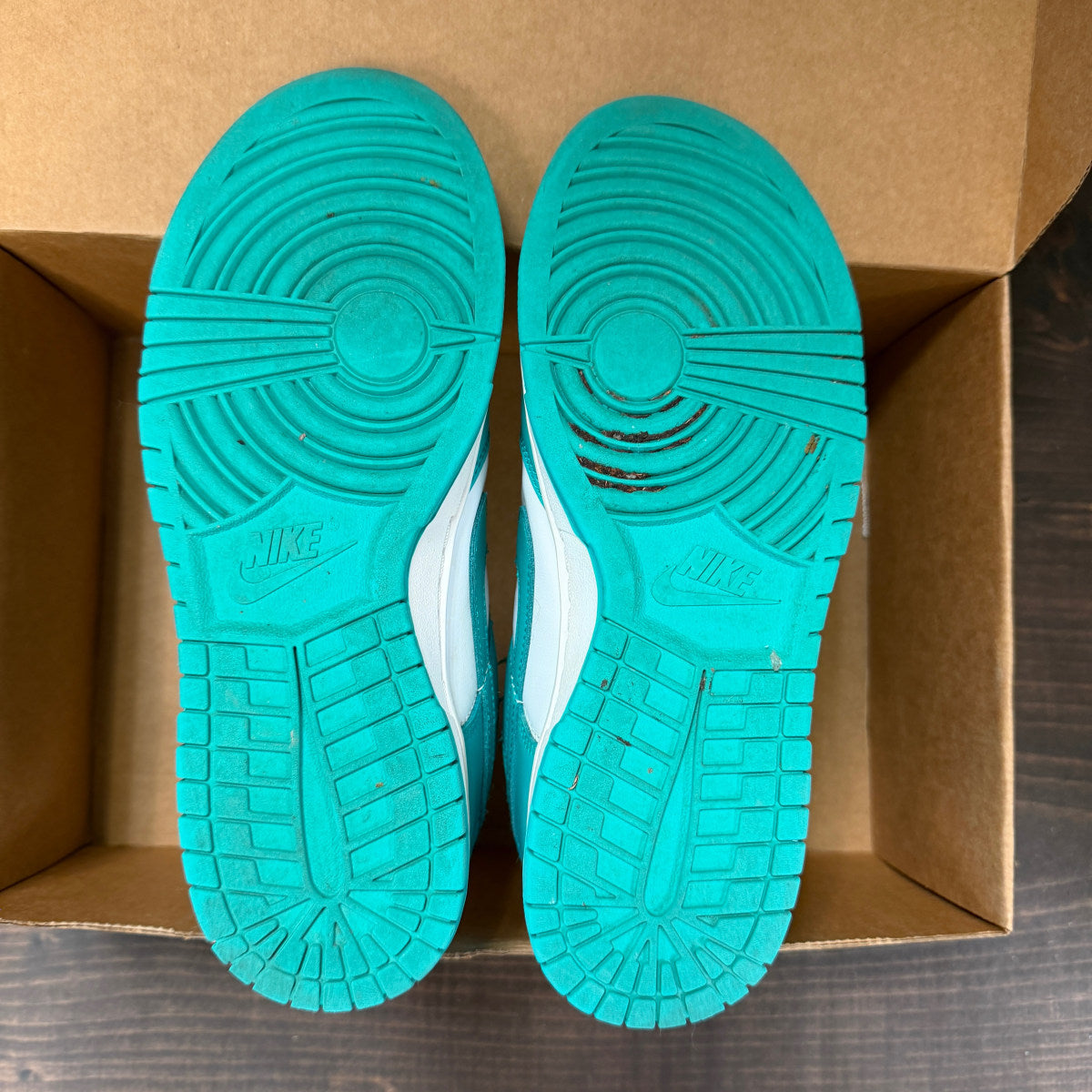 Nike Dunk Low Clear Jade Size 7 (Pre-Owned) - Image 7