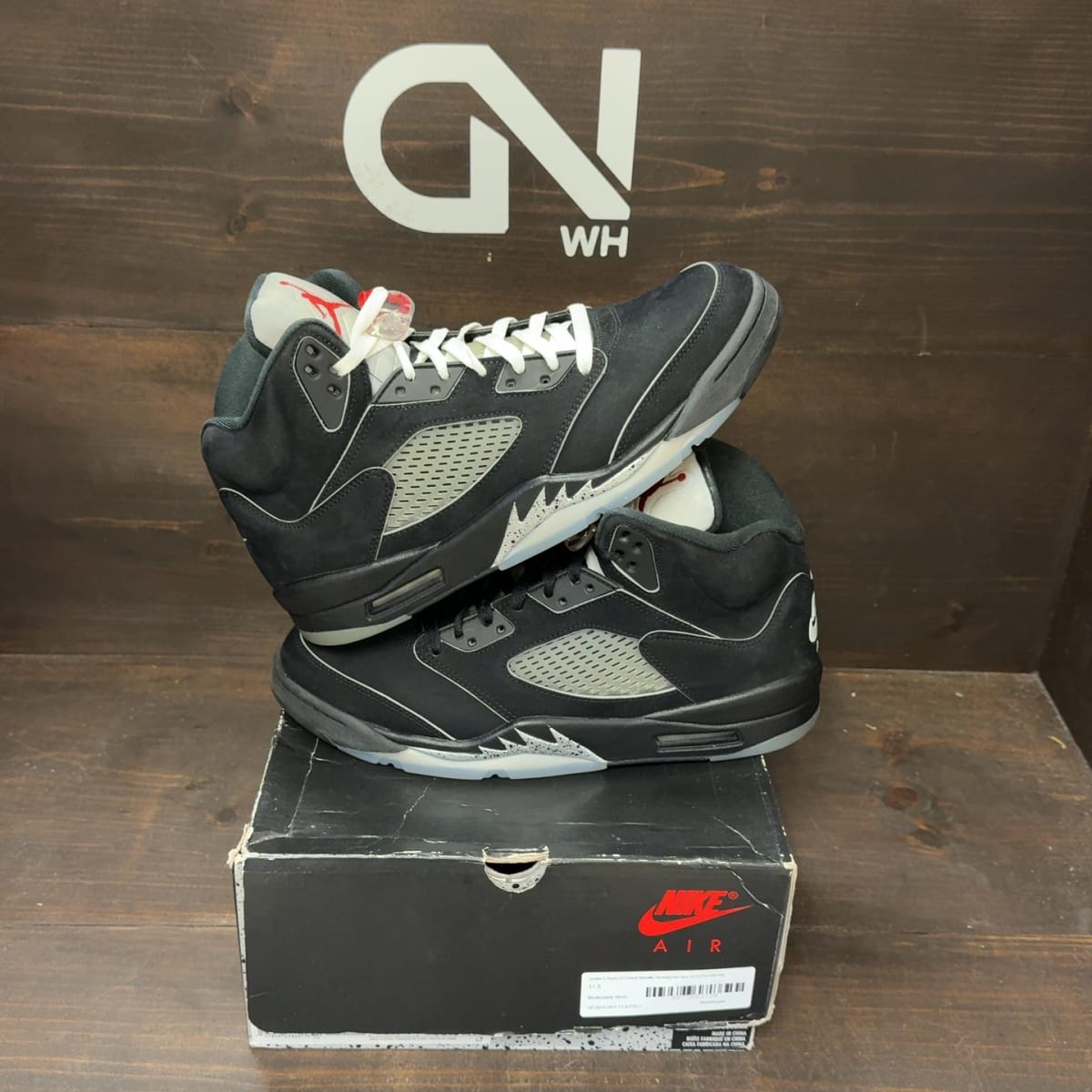 Jordan 5 Retro OG Black Metallic Reimagined Size 11.5 (Pre-Owned) - front
