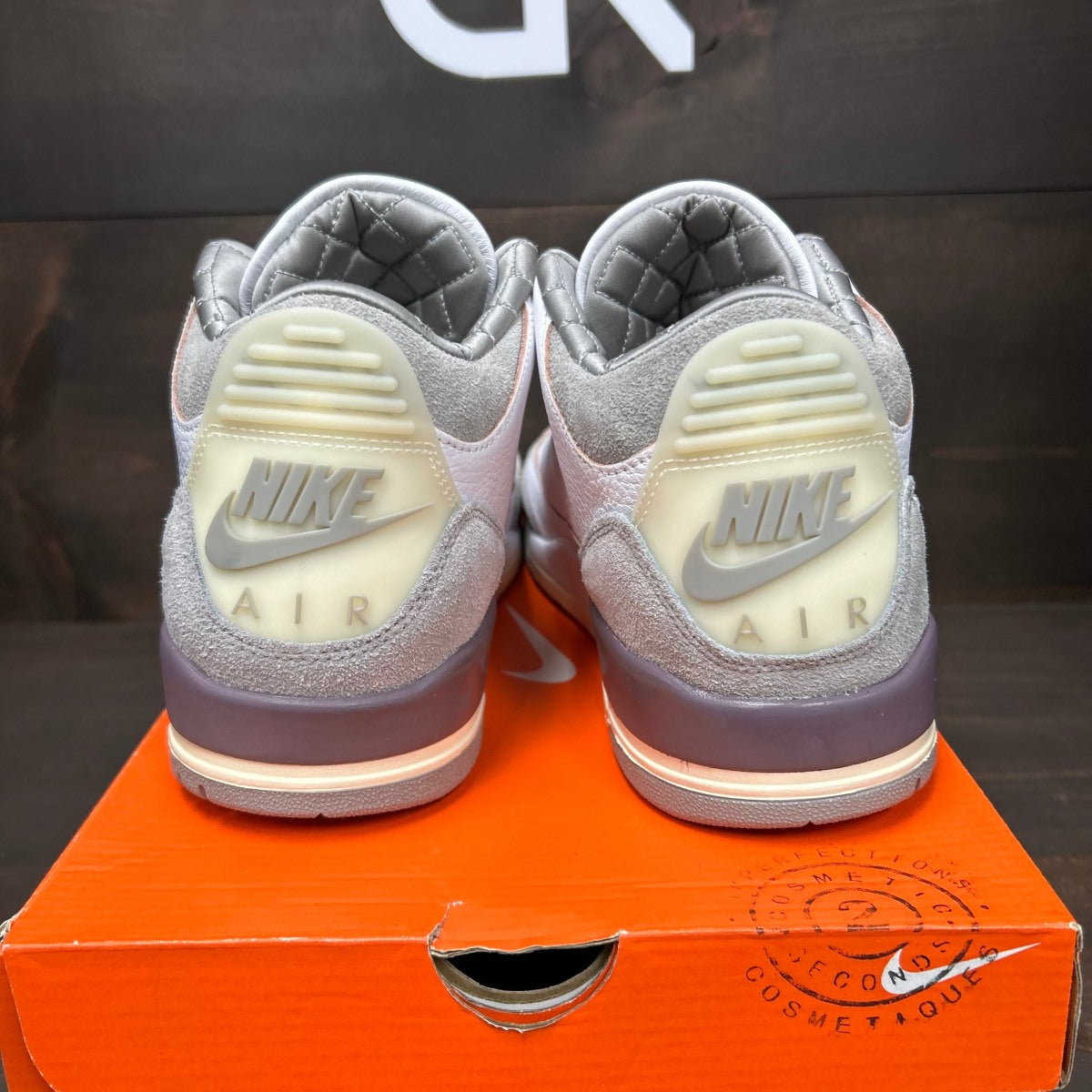 Jordan 3 Retro SP A Ma Maniére (Women's) - Image 5