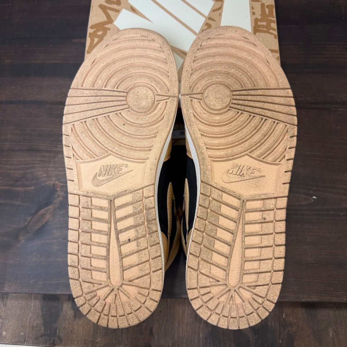 Jordan 1 Retro High OG Heirloom - Image 5