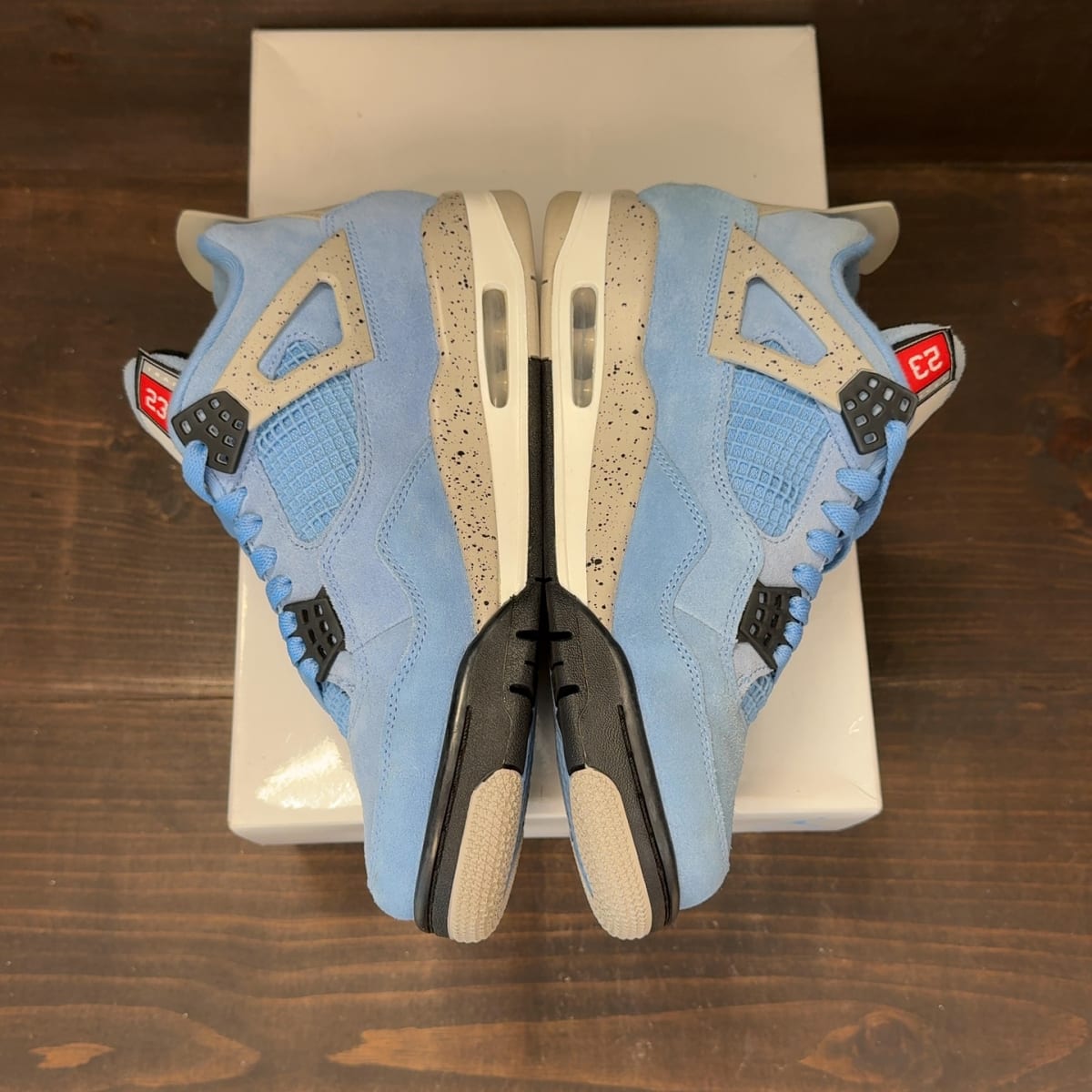 Jordan 4 Retro University Blue Size 8 (Pre-Owned) - aux