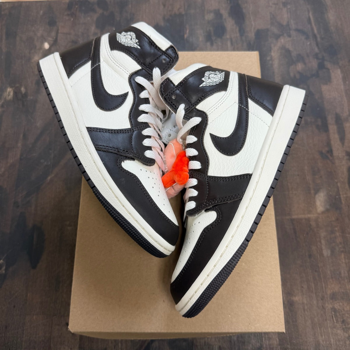 Jordan 1 Retro High OG Light Madder Root (Women's) Size 8W (Pre-Owned) - Image 1