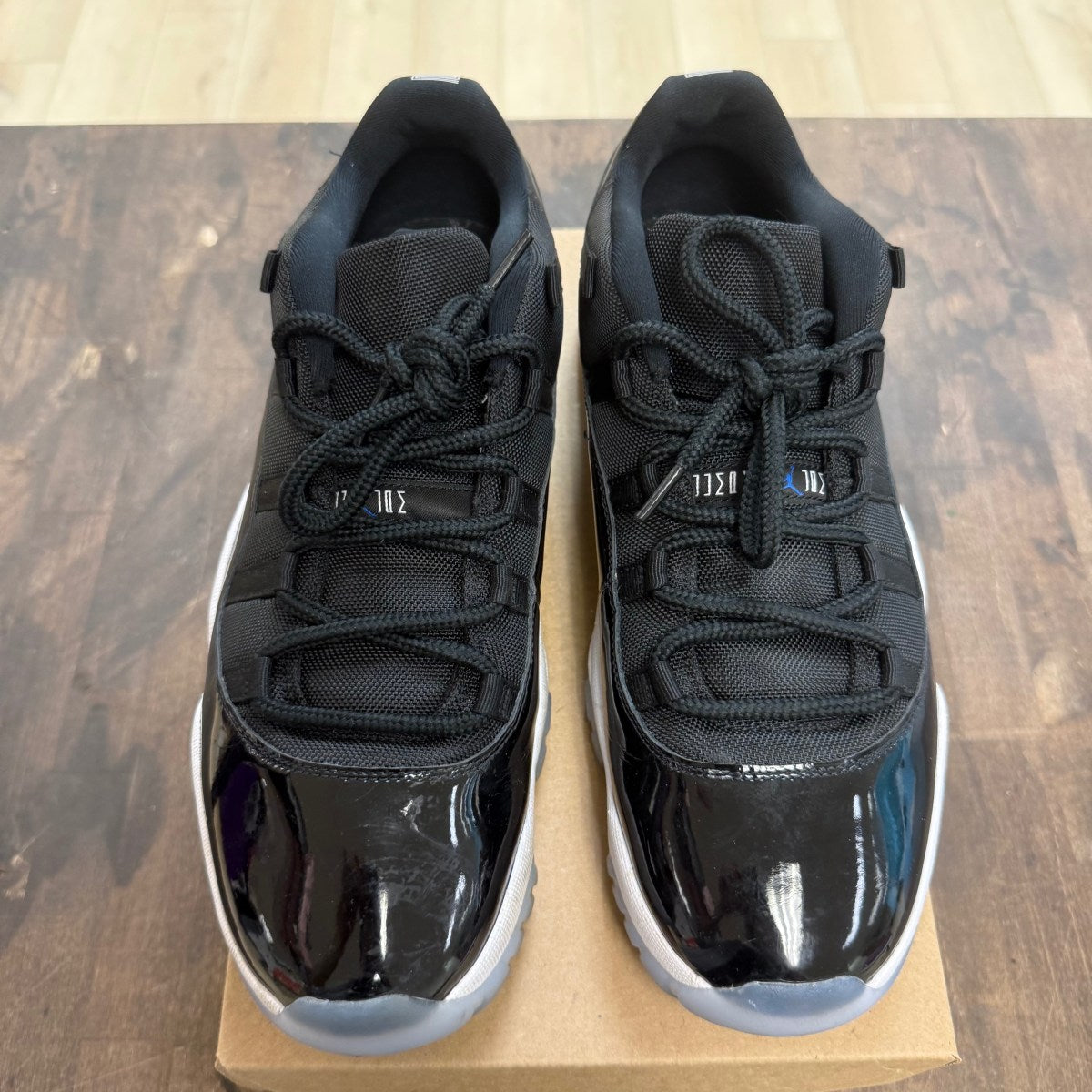 Jordan 11 Retro Low Space Jam Size 13 (Pre-Owned) - Image 5