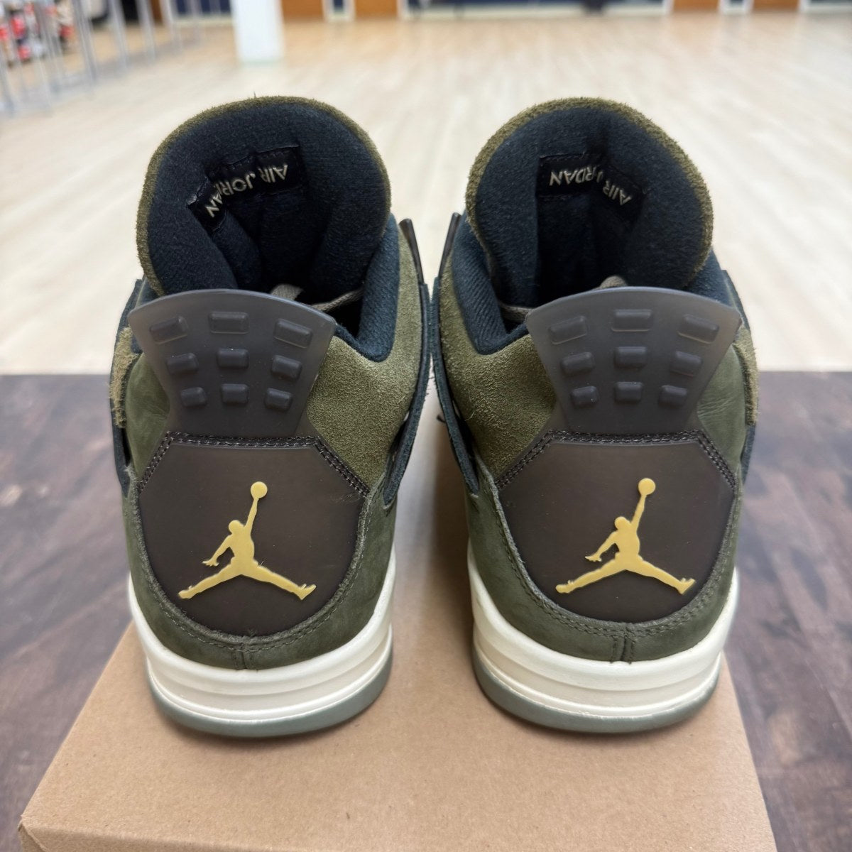Jordan 4 Retro SE Craft Medium Olive Size 13 (Pre-Owned) - Image 5
