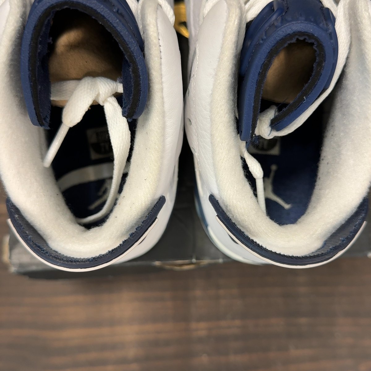 Jordan 6 Retro Midnight Navy (2022) (GS) Size 7Y (Pre-Owned) - aux