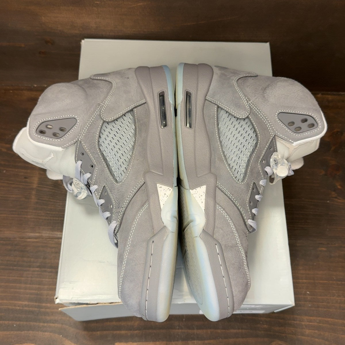 Jordan 5 Retro Wolf Grey (2026) - Image 4
