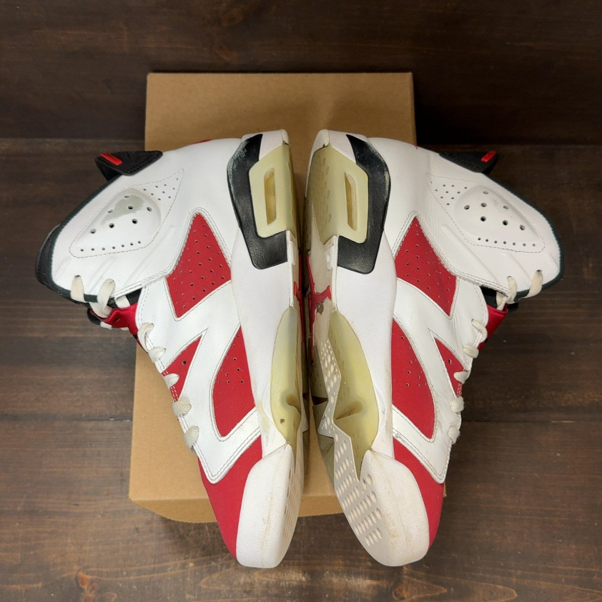 Jordan 6 Retro Carmine (2021) Size 11 (Pre-Owned) - Image 4