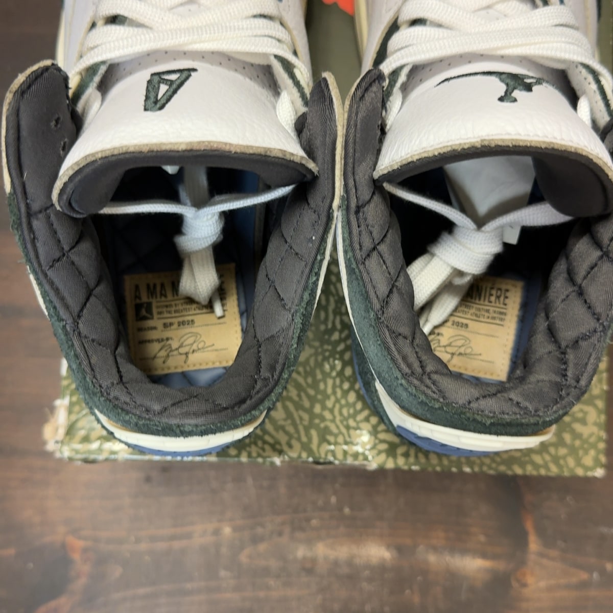 Jordan 3 Retro OG SP A Ma Maniére Diffused Blue Diffused Blue Size 8.5 (Pre-Owned) - Image 6
