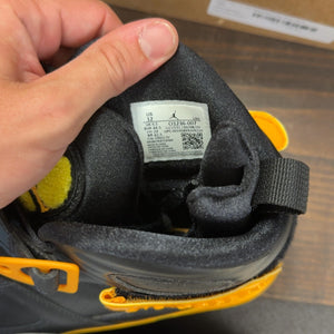 Jordan 8 Retro Taxi Yellow Black (Women's) Size 12W (Pre-Owned) - Image 7