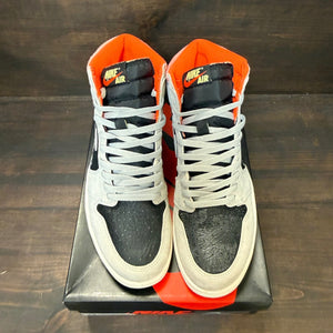 Jordan 1 Retro High Neutral Grey Hyper Crimson - Image 3