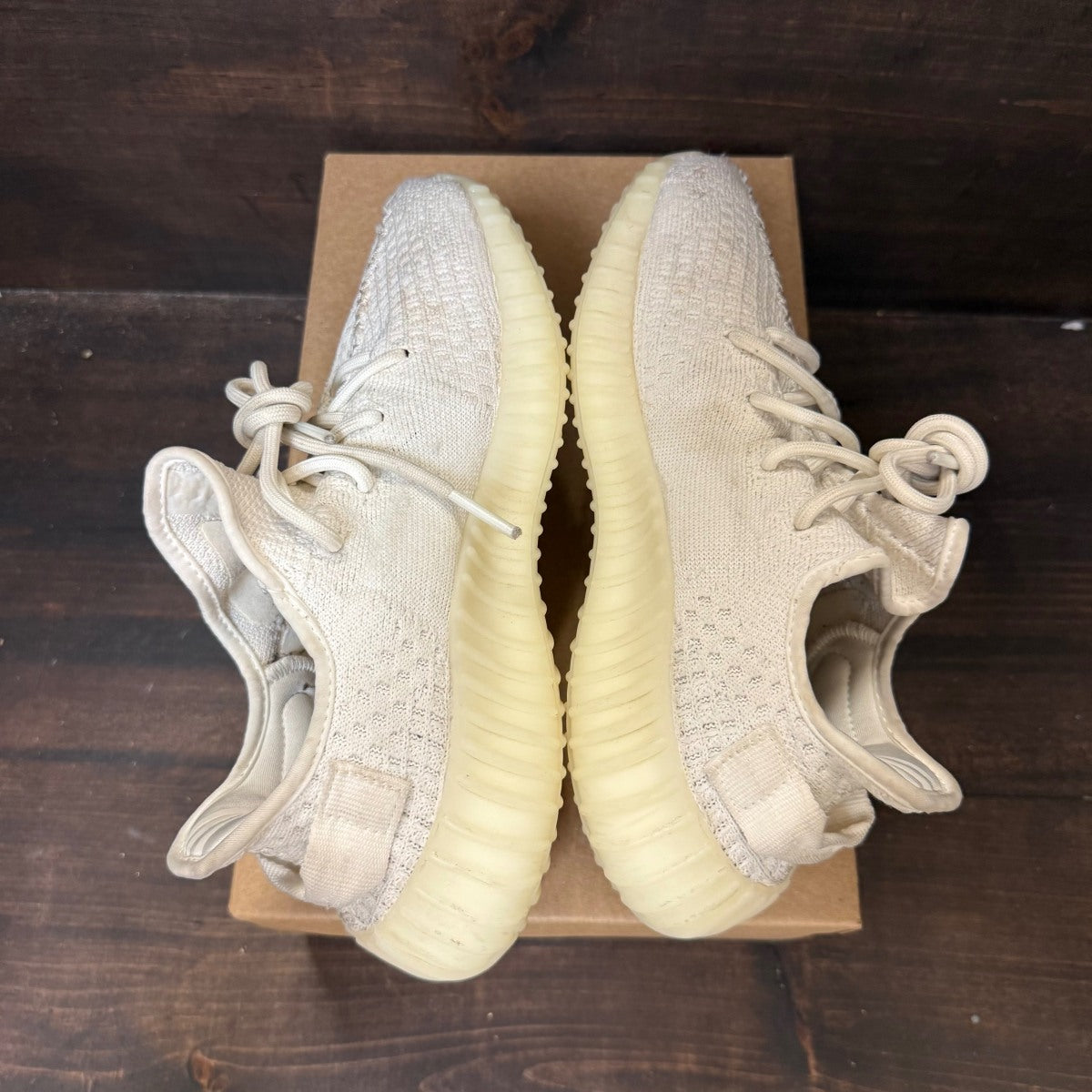adidas Yeezy Boost 350 V2 Bone Size 6 (Pre-Owned) - Image 5