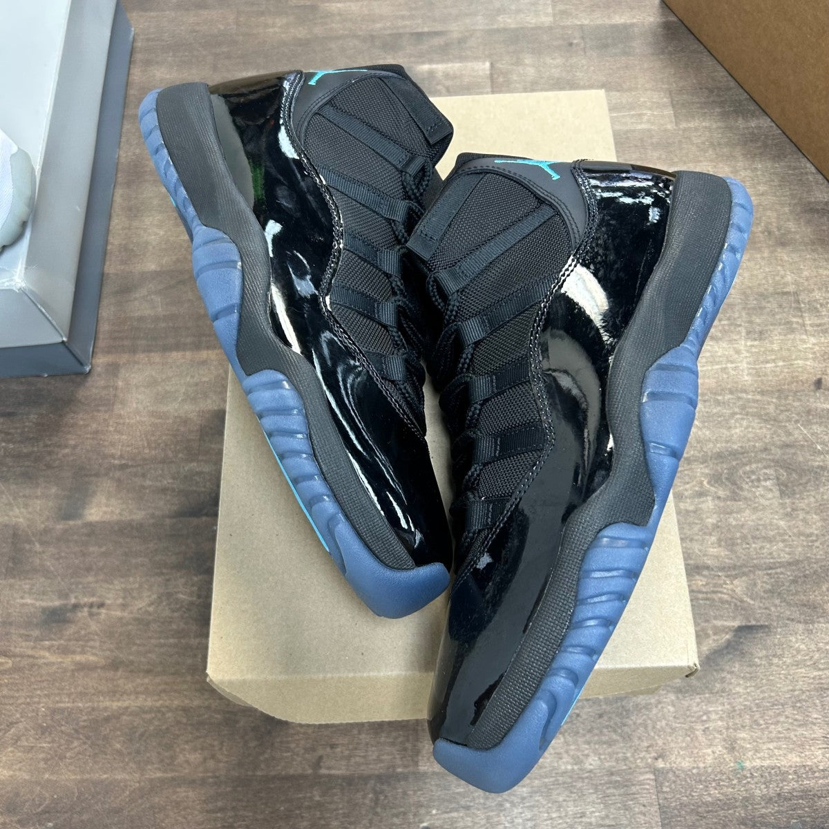 Jordan 11 Retro Gamma Blue (2025) Size 11 (Pre-Owned) - Image 1