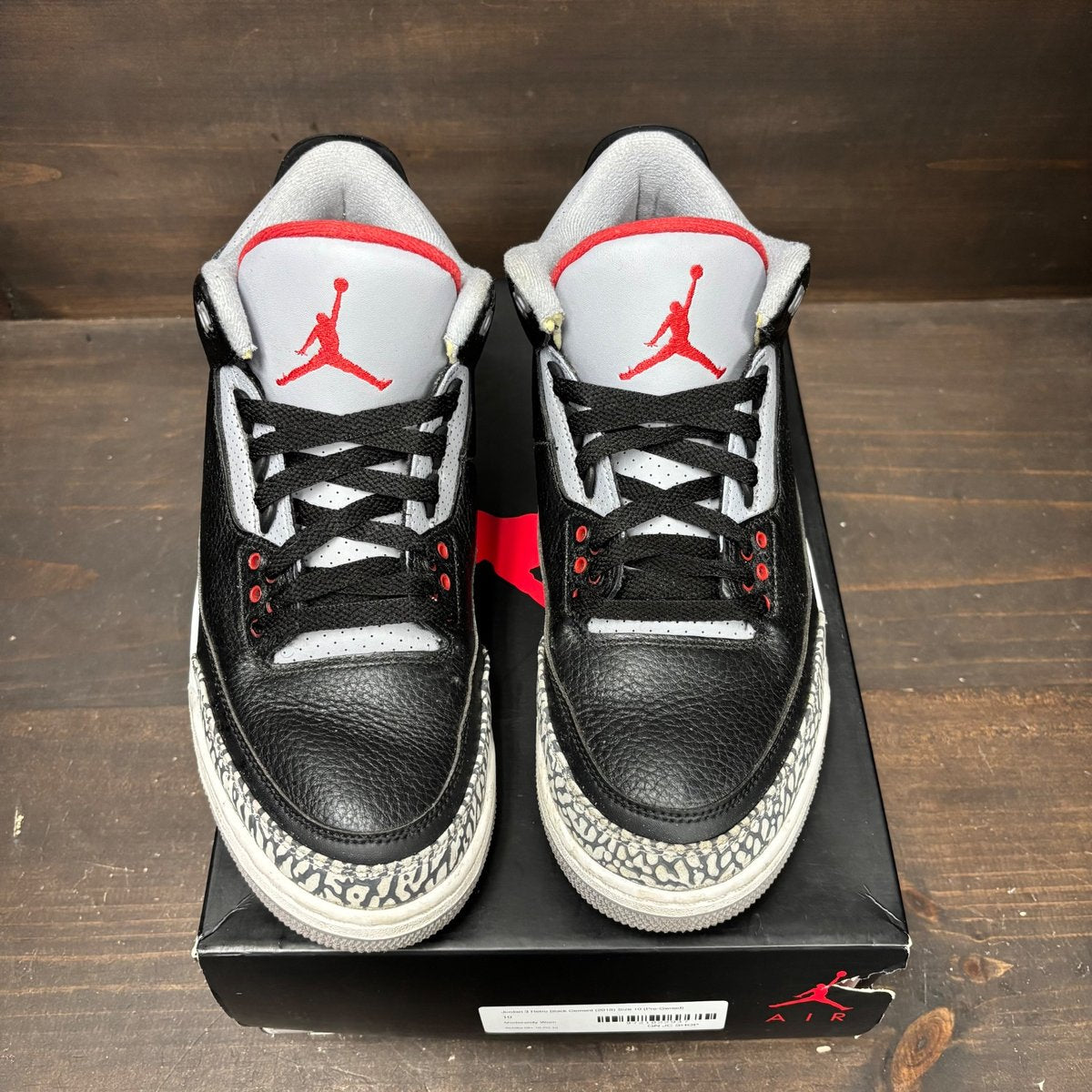Jordan 3 Retro Black Cement (2018) Size 10 (Pre-Owned) - side