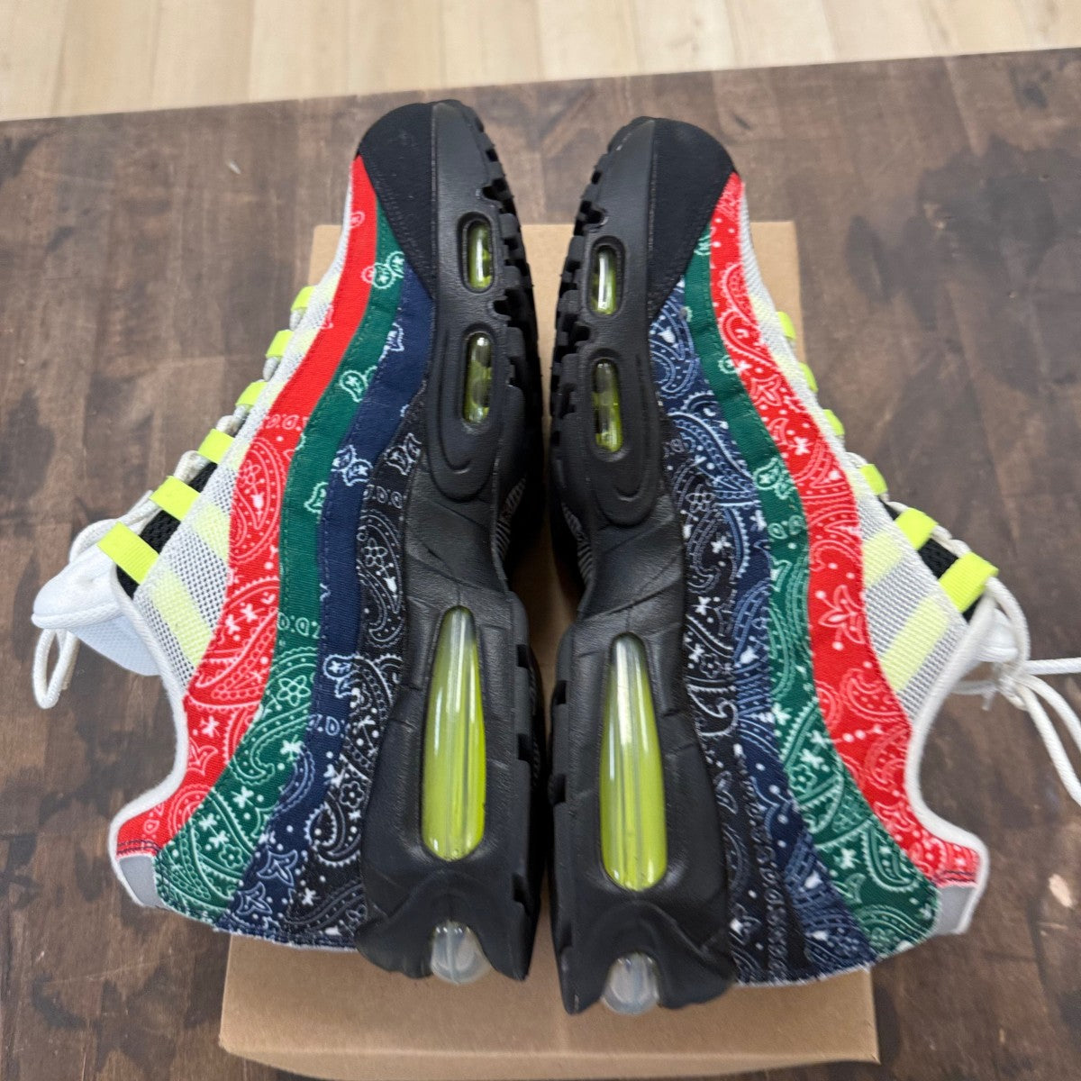 Nike Air Max 95 OG Big Bubble Neon Paisley Bandana Size 12 (Pre-Owned) - Image 5