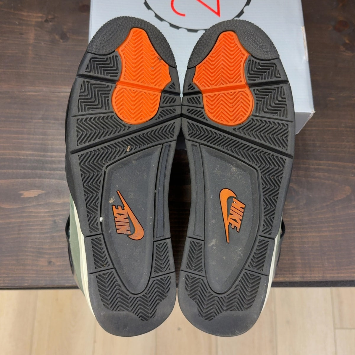Jordan 4 Retro OG SP Undefeated (2025) - Image 9