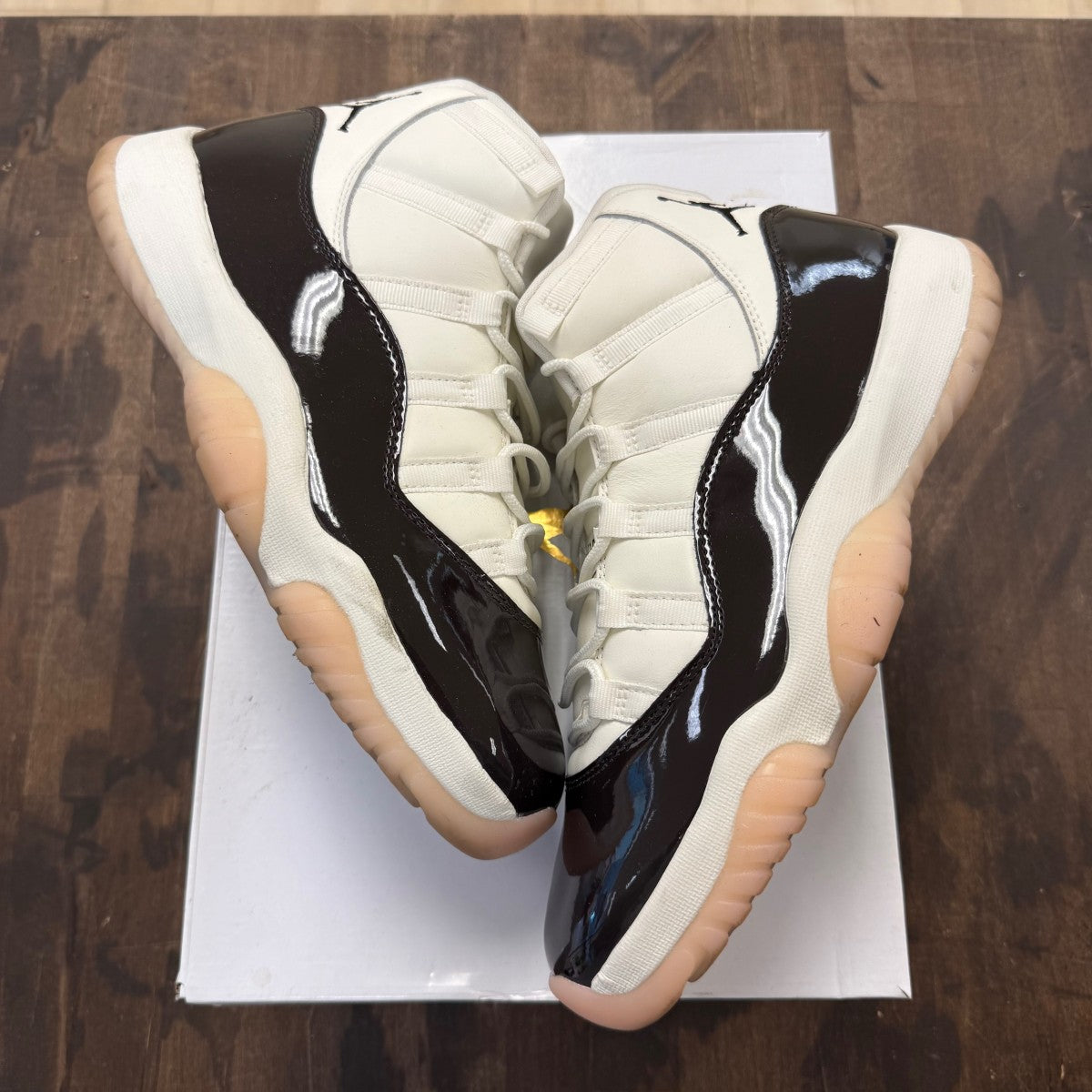 Jordan 11 Retro Neapolitan (Women's) - Image 1