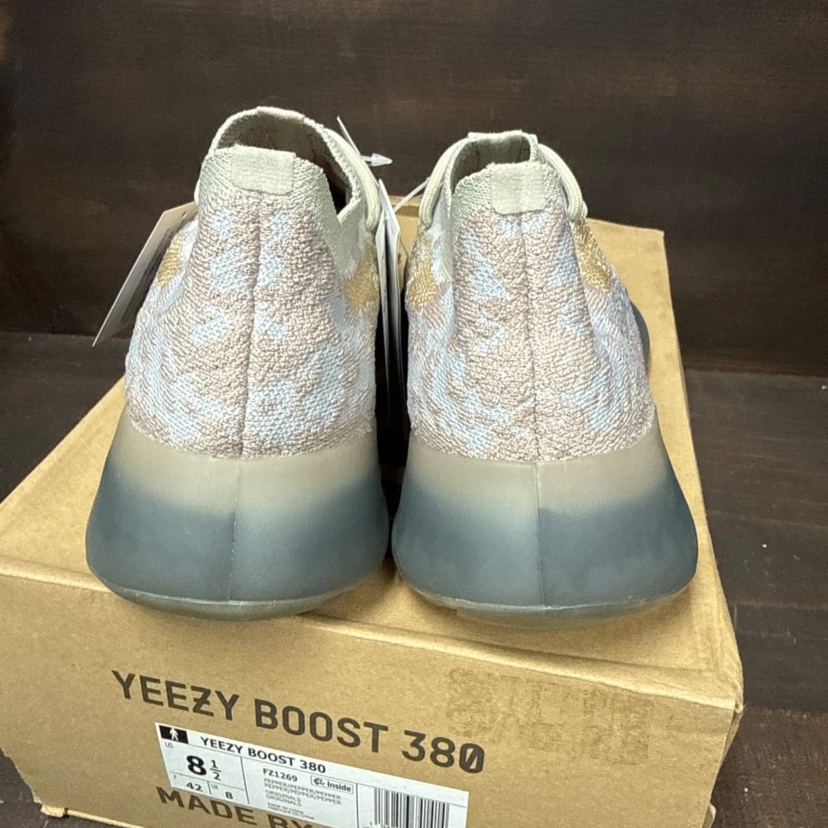 adidas Yeezy Boost 380 Pepper Size 8.5 - sole