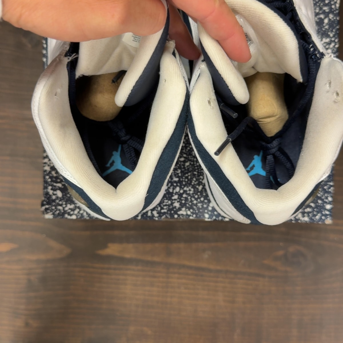 Jordan 13 Retro Obsidian Powder Blue White Size 10.5 (Pre-Owned) - Image 6