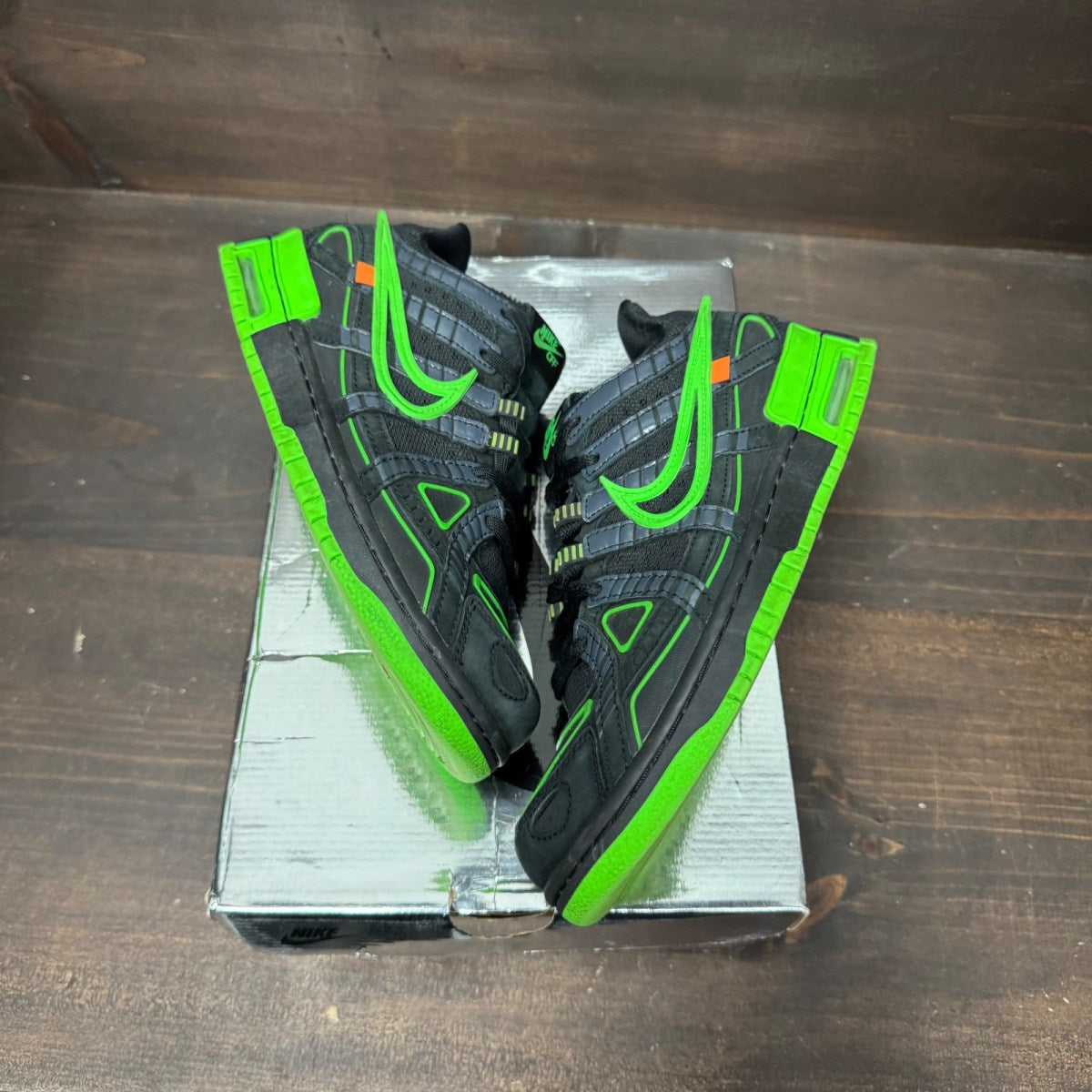 Nike Air Rubber Dunk Off-White Green Strike - Image 2
