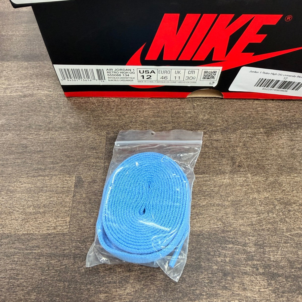 Jordan 1 Retro High OG University Blue Size 12 (Pre-Owned)