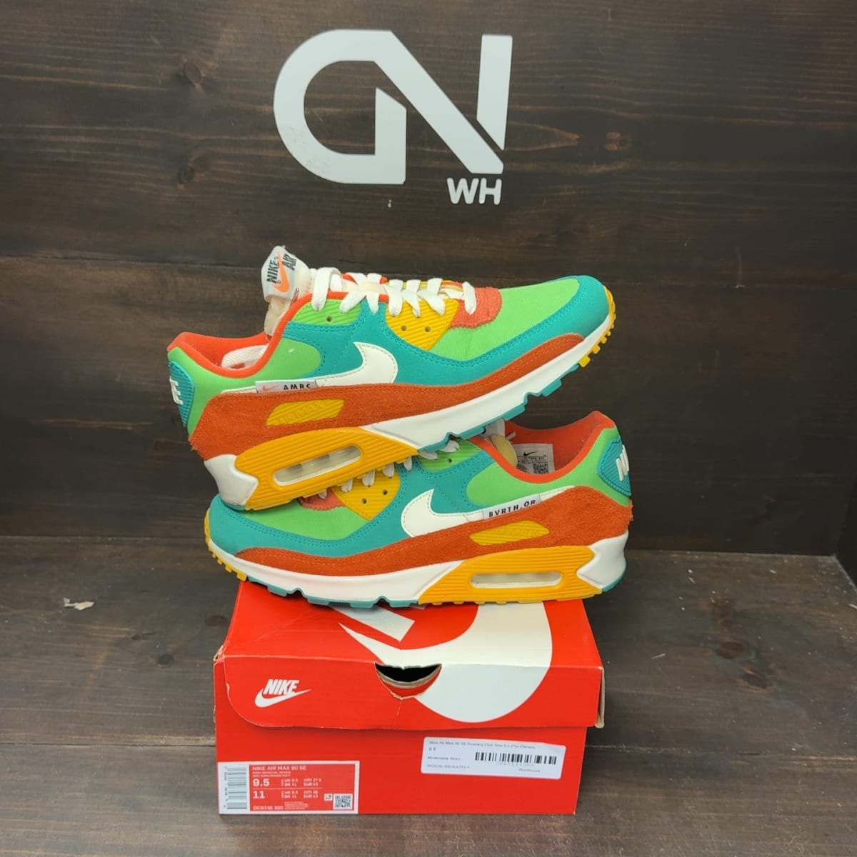 Nike Air Max 90 SE Running Club Size 9.5 (Pre-Owned) - front