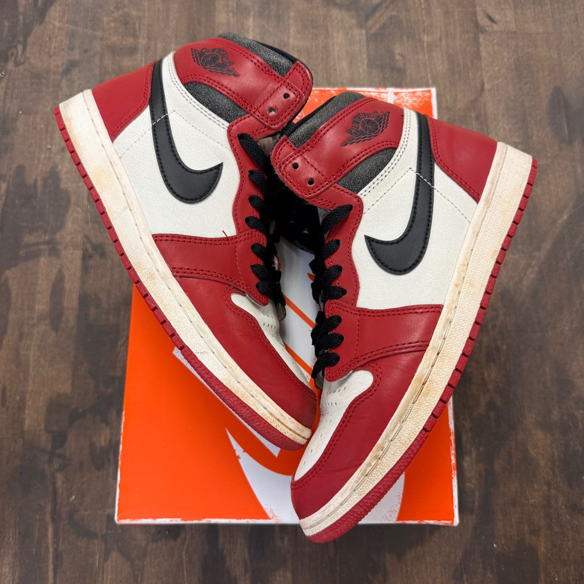 Jordan 1 Retro High OG Chicago Lost and Found (Size 8.5) - Image 1