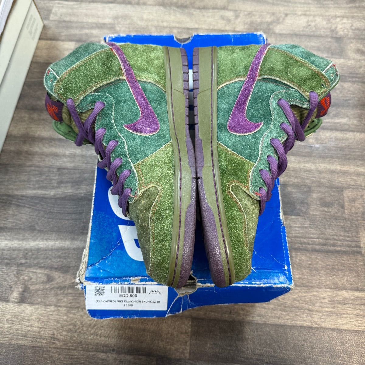 Nike SB Dunk High Skunk 420 - Image 3
