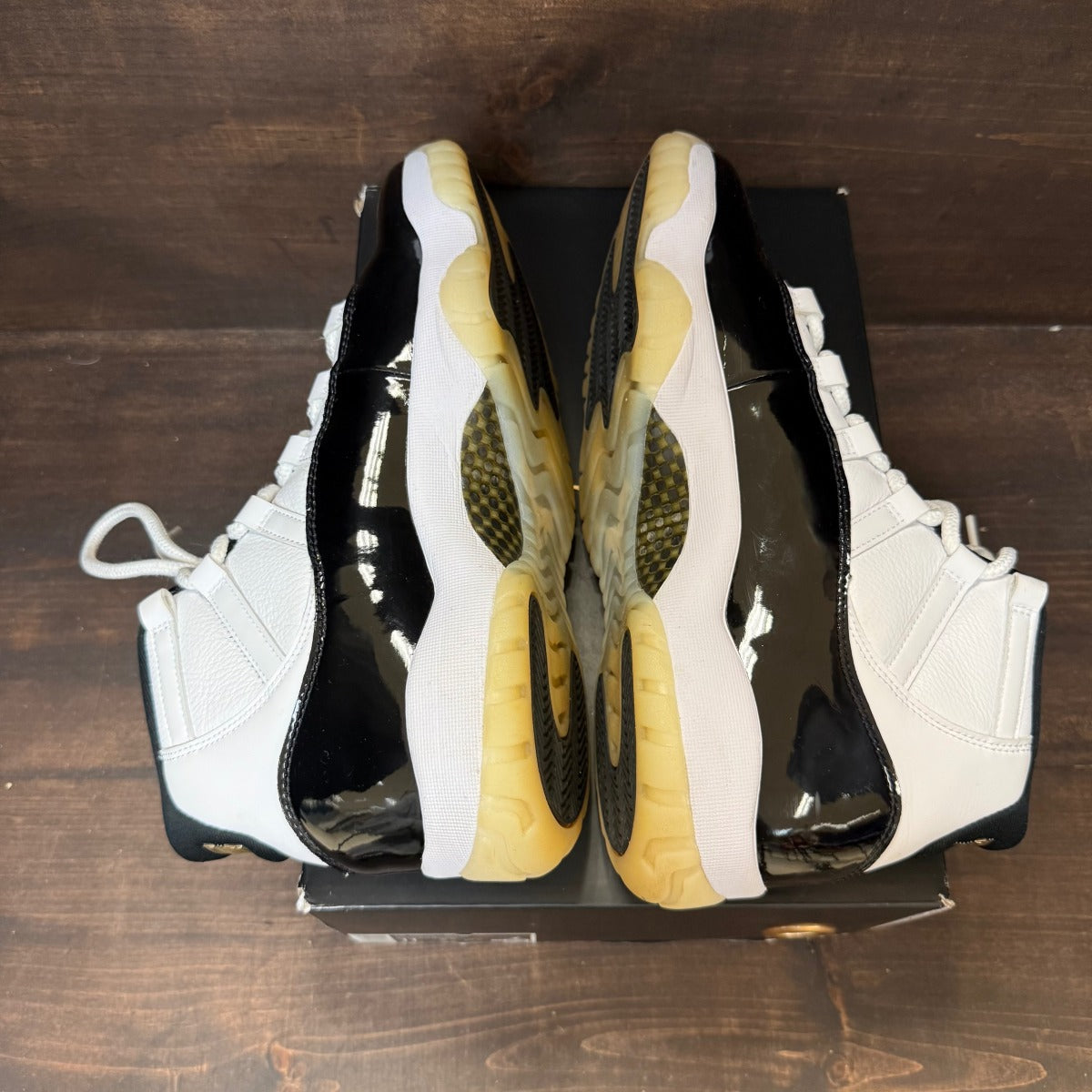 Jordan 11 Retro DMP Gratitude (2023) Size 11 (Pre-Owned) - Image 5