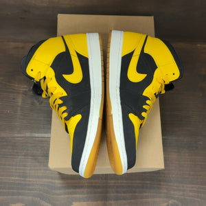 Jordan 1 Retro Mid New Love (2017) Size 9.5 (Pre-Owned) - Image 4