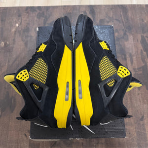 Jordan 4 Retro Thunder (2023) - Image 3