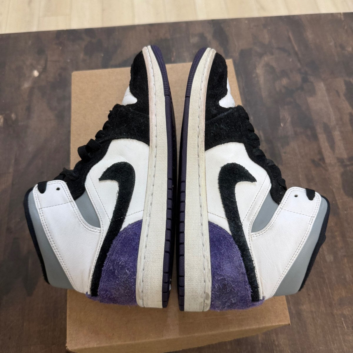 Jordan 1 Mid SE Purple Size 7.5 (Pre-Owned) - Image 4