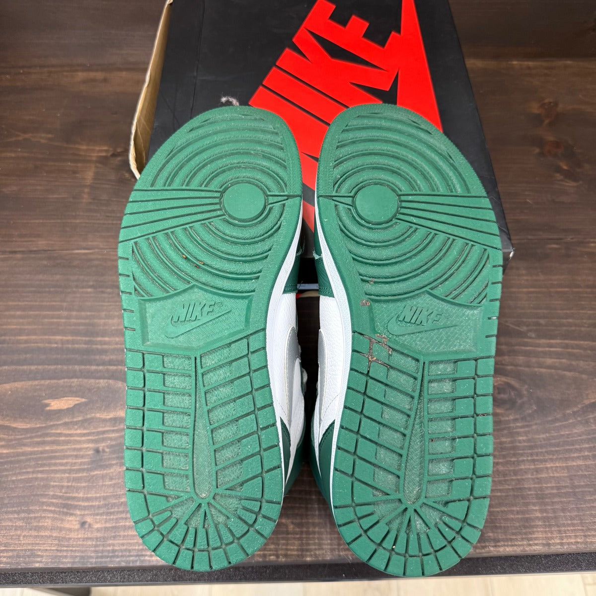 Jordan 1 Retro High OG Gorge Green - Image 5