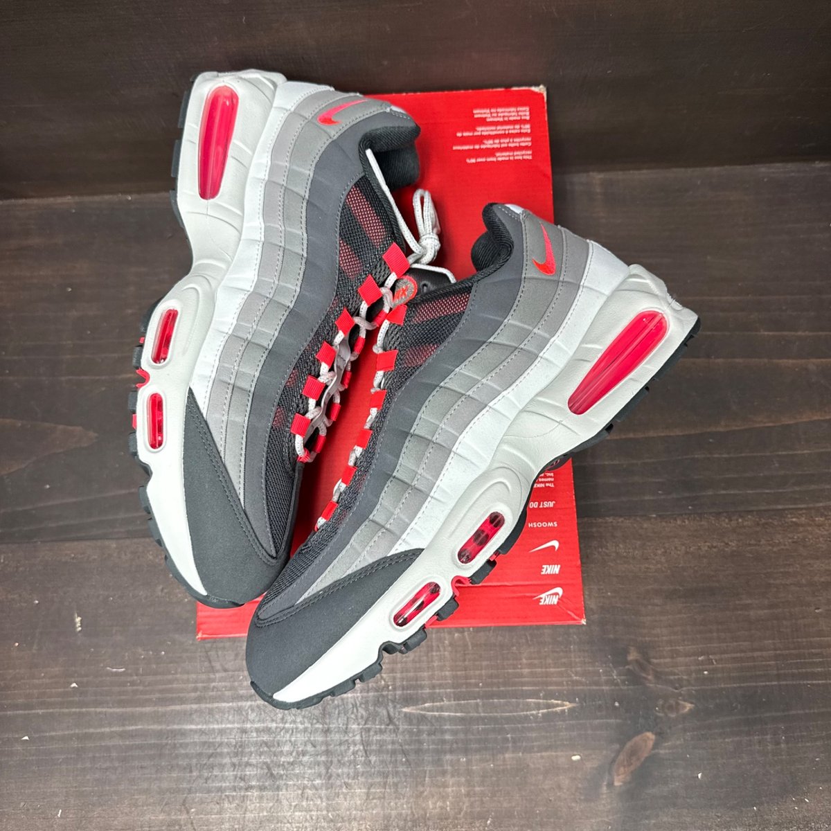 Nike Air Max 95 OG Big Bubble Reverse Solar Red Size 12 - tag